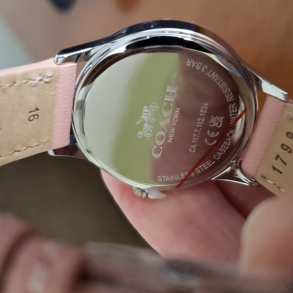 New Coach Ruby Watch, 32 Mm Pink new in Box - Picture 4 of 7
